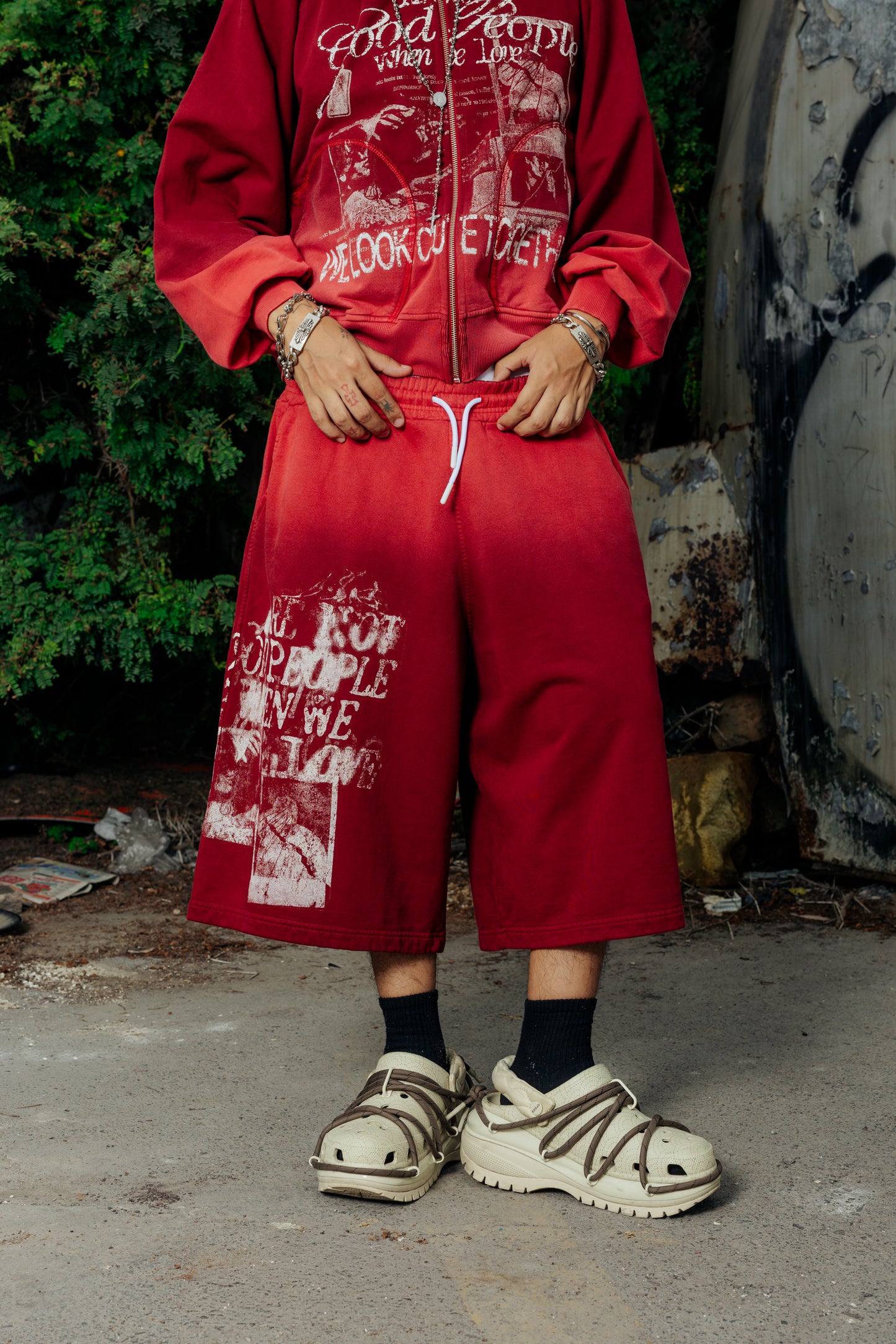 FUCK LOVE RED - BAGGY JORT