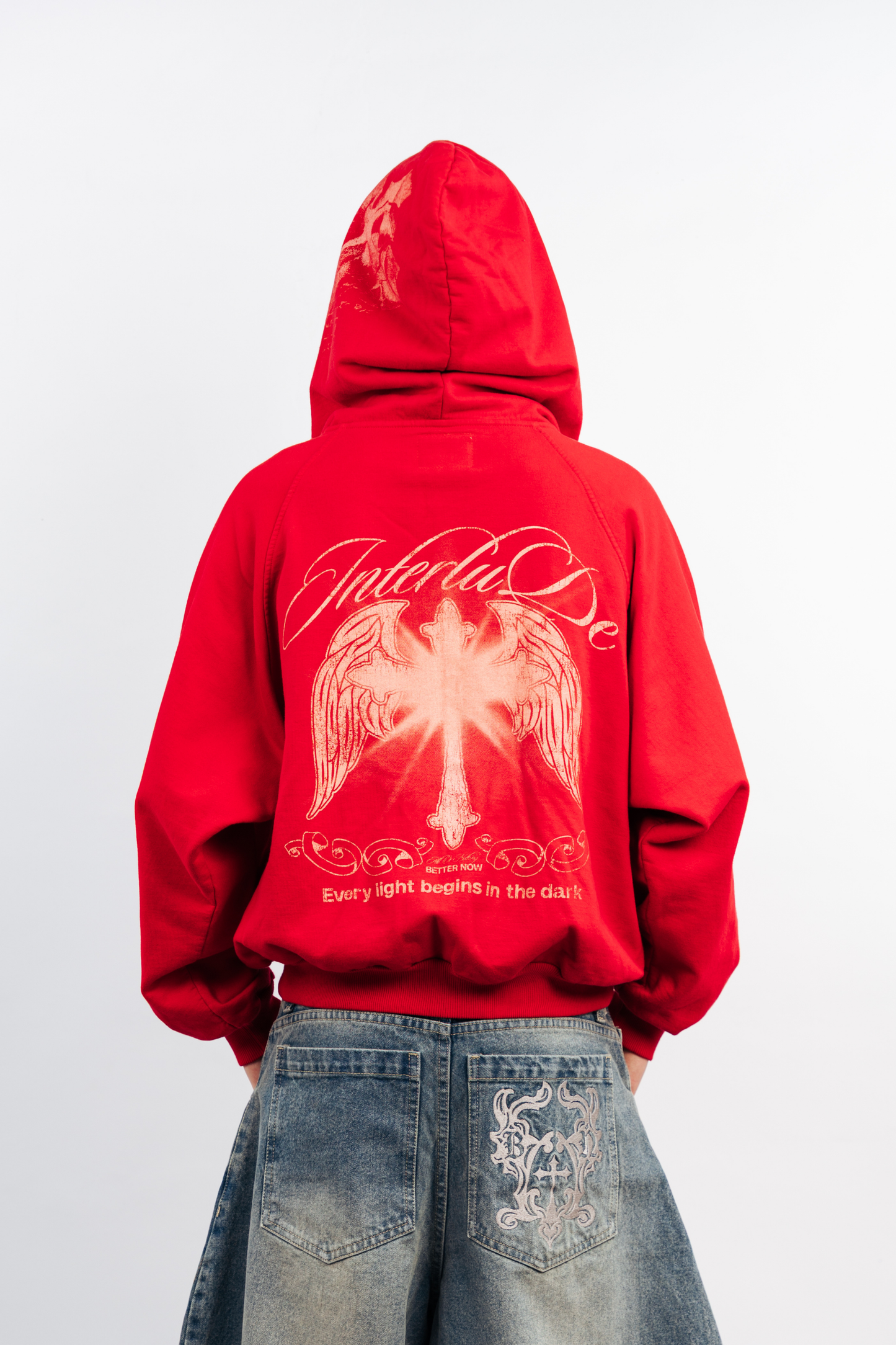 RED CROSS ZIP HOODIE - BOXY FIT (REMASTERIZADO)