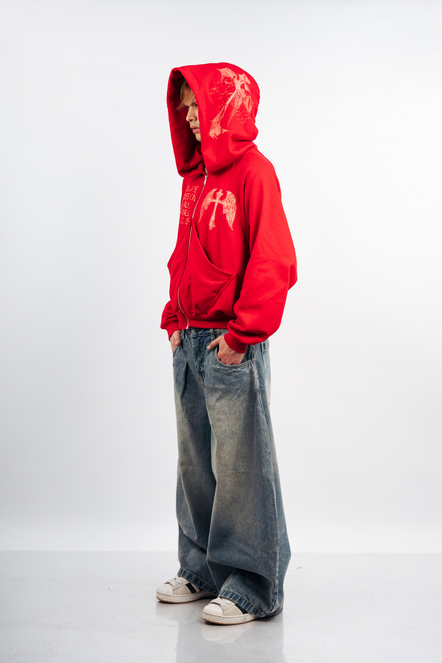 RED CROSS ZIP HOODIE - BOXY FIT (REMASTERIZADO)